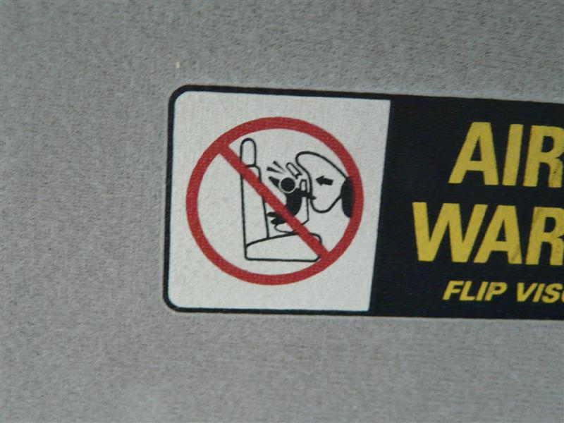 Illustration for article titled Email And Bacon: Misinterpreting Your Car's Iconography